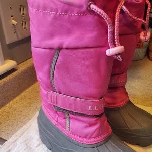 Girls size 2 LL Bean winter snow boots.